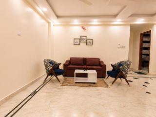 Homlee Parampara 4BHK-Central DEL-Lift-Parking - 3