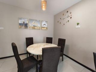 ipoh Manhattan condo premium suite 3br 7pax - 9