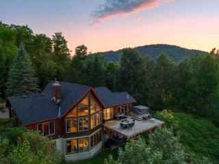 Alpine View Lodge - Cozy Private Chalet in Mont-Tremblant - 0