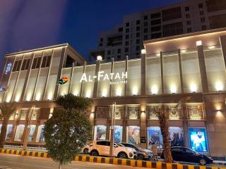 Goldcrest Alfatah Mall - Apartments by Alvis suite - 5