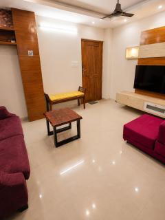 Spacious 3 Bedroom, AC&Fast Wifi, Car Parking , Near Chennai IT Park - 2