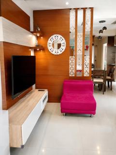 Spacious 3 Bedroom, AC&Fast Wifi, Car Parking , Near Chennai IT Park - 4