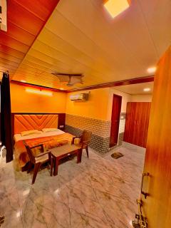 Hotel Shree Ji Inn - 1