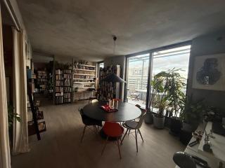 Artist's penthouse by the water's edge - 6