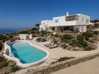 PANAGA villa with pool - 0