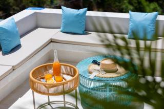 VANYA SICILY Sea View Pool 3-Bedroom Villa 601 - 2