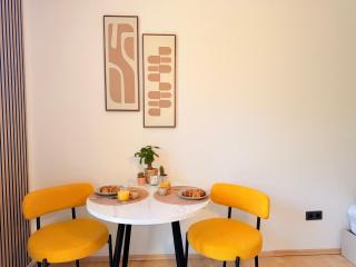 Cozy Studio in Stadt, Uni & Klinikum Nähe by CASTORA HOMES - 1