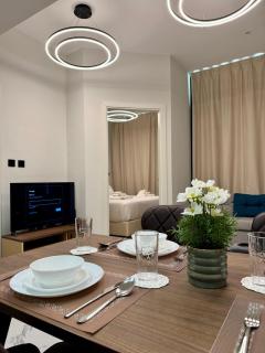 Betu Waterfront 1BR,Steps to Cleveland & Galleria - 9
