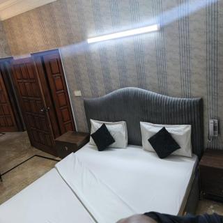 Red Tree Classic Guest House - 9