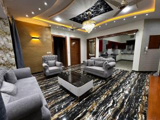 Khan House - 0