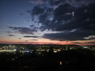 Izm Skyline Retreat - 3