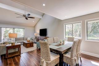 Townhouse Manor 24 - 2