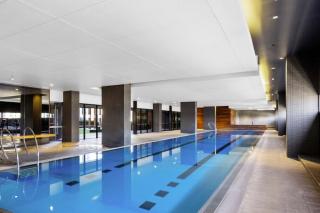 Wonderful Stay at CBD - Sky High City Views - Brand New Luxury Apartments - 8