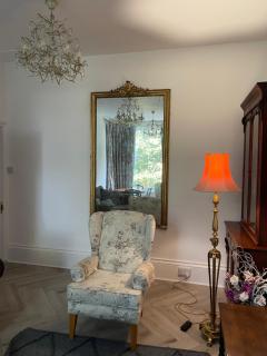 Bluebell Suite at Elmwood House - 8