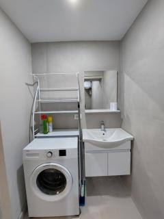 Tirana City Center Apartment - 6