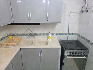 Spacious Makkah Apartment 4 Bedrooms Fast WIFI - 4