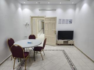Spacious Makkah Apartment 4 Bedrooms Fast WIFI - 7