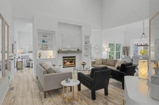 Coastal Charm - 8