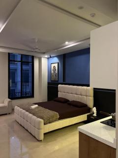 The Urban Nest Luxury Studio in Bahria Phase 7 - 0