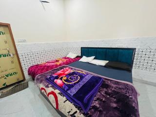 Rukmani Dham Hotel & guest house - 6