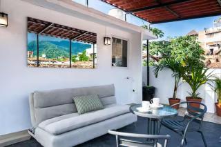 Zona Romantica & Downtown Suites - 8