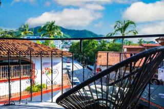 Zona Romantica & Downtown Suites - 6
