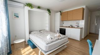 The Mural Studio Apartment in Rijeka - 0