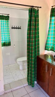 2 Authentic Mara Bush Cottages - 6