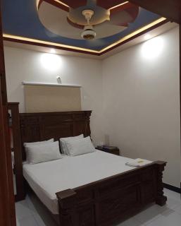 Nursery Lodge Guest House - 0