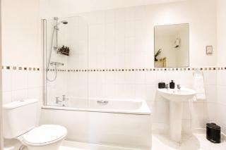 Nottingham City Centre 2-Bed Apartment with Free Secure Parking near Motorpoint Arena - 7