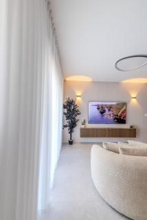 Wonderful 4BDR in the center BY MadrigalRentals - 9