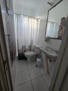 Íntimo Dormitorio con baño y acceso independiente - 3