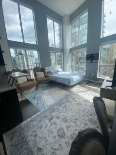 vancouver downtown penthouse with city view close to amazon and microsoft - 7