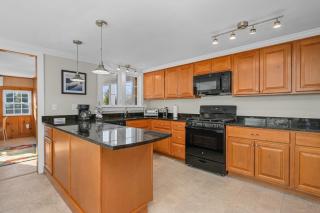 Dog-Friendly Pleasant Lake Cottage in Harwich - 7