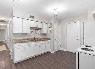 Modern 2 bedroom stay in Memphis near Beale St & St Jude - 2