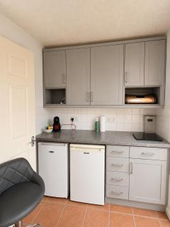 2 bed house close to Allianz Stadium, Heathrow Airport and Central London - 5