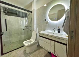 Modern 1BR in Kilimani, Nairobi, Kenya with Fast wifi, Netflix and Gym - 7