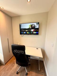 Aire House, Keighley - 8