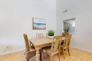 Townhouse Manor 6 - 5