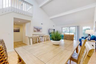 Townhouse Manor 6 - 4