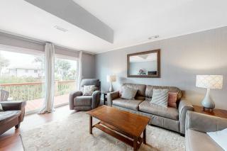 Hamptons South - 8