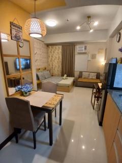 House of B&Y at 101 Newport across NAIA T3 - Manilla - 2