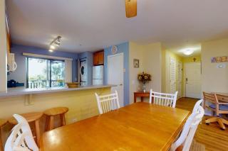 Treetops 7705 - 2