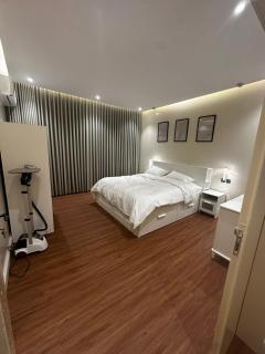 Homey GF 1BR&Big Living room&kitchenCentral Riyadh - 8
