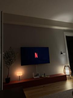 Redboxstays - Nordic and luxury apartment in Prishtina - 2