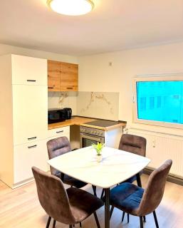 Comfy Apartment Zentrum nähe - Renoviert & Modernisiert - 3