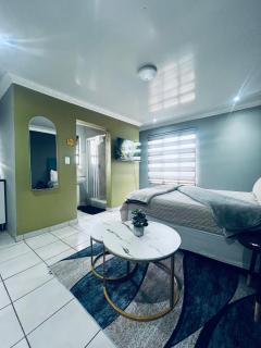 Sunset guest house - Soweto - 0