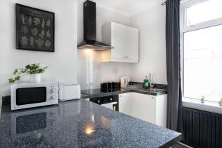 Stylish 2-Bed Home in Bishop Auckland by MCPI Hosting, Perfect for Business & Contractors - 1