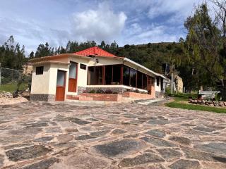 Cabaña entre montañas , Iza Boyaca laguna de tota - 3