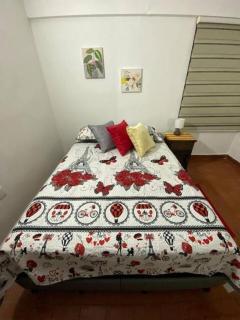 Casa Amplia de 3 Pisos - 3 Habitaciones - Zona Verde de Bucaramanga - 3